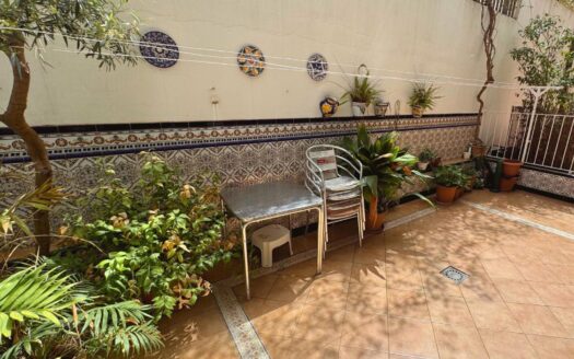 REF 10180 PLANTA BAJA CON PATIO EN RONDA DE SANT RAMON EN SANT BOI.