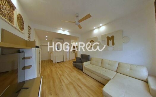 Piso con terraza, 3 habitaciones y ascensor en Barcelona