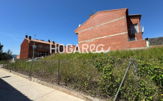 Terreno urbano en Castellbisbal, calle mirador del Llobregat de 217 m2. Dispone de todos los permisos y licencias necesarios